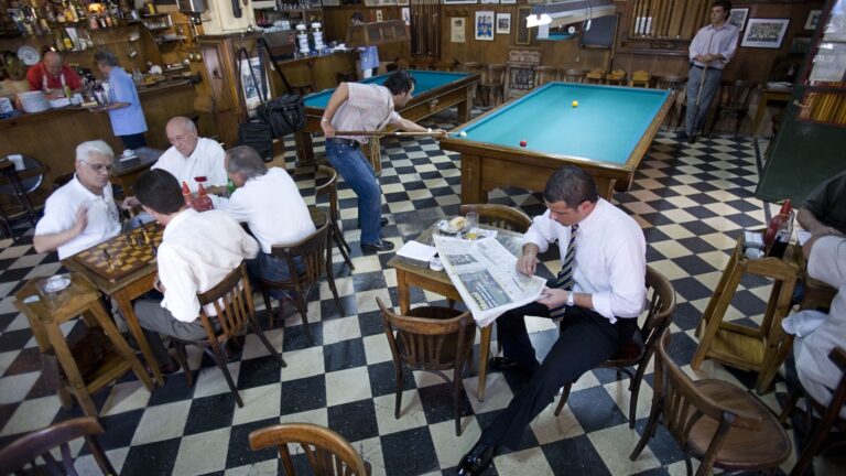 La presencia de bares porteños en el ranking mundial potencia el reconocimiento global de la coctelería argentina.